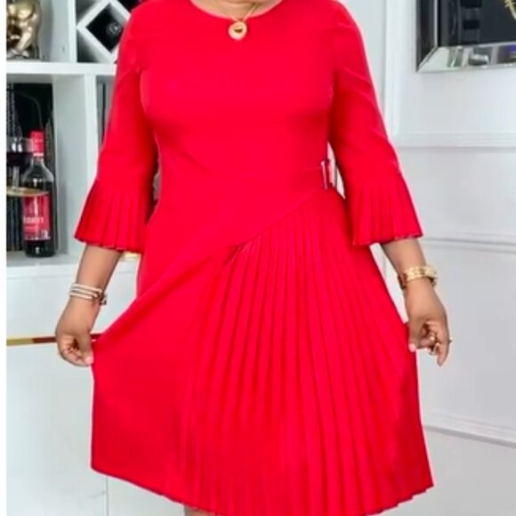 Pleated Elegance Midi Dress L - 2XL - Picture 4 of 5